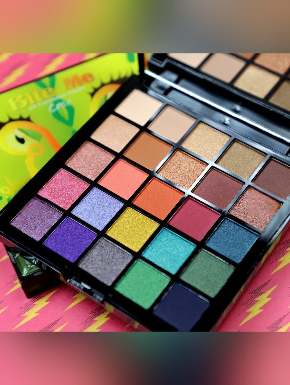Rude Cosmetics Bite Me 25 Color Eyeshadow Palette NIB Croc Edition - Picture 3 of 3